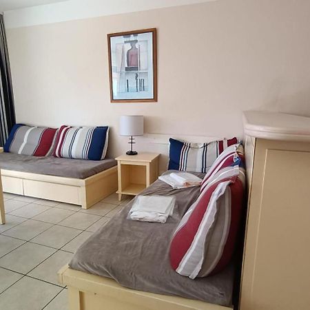Inter-Residences Heliotel Marine Saint-Laurent-du-Var Eksteriør bilde
